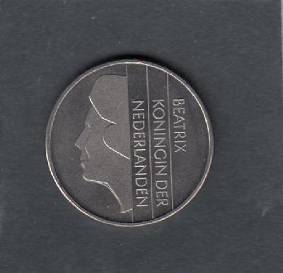 Beschrijving: 2 1/2 Gulden Beatrix